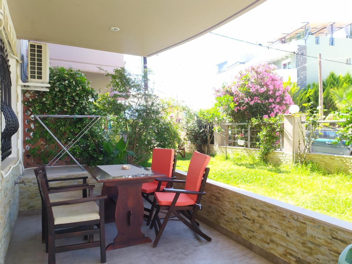 Iro Apartments Néa Péramos Kültér fotó
