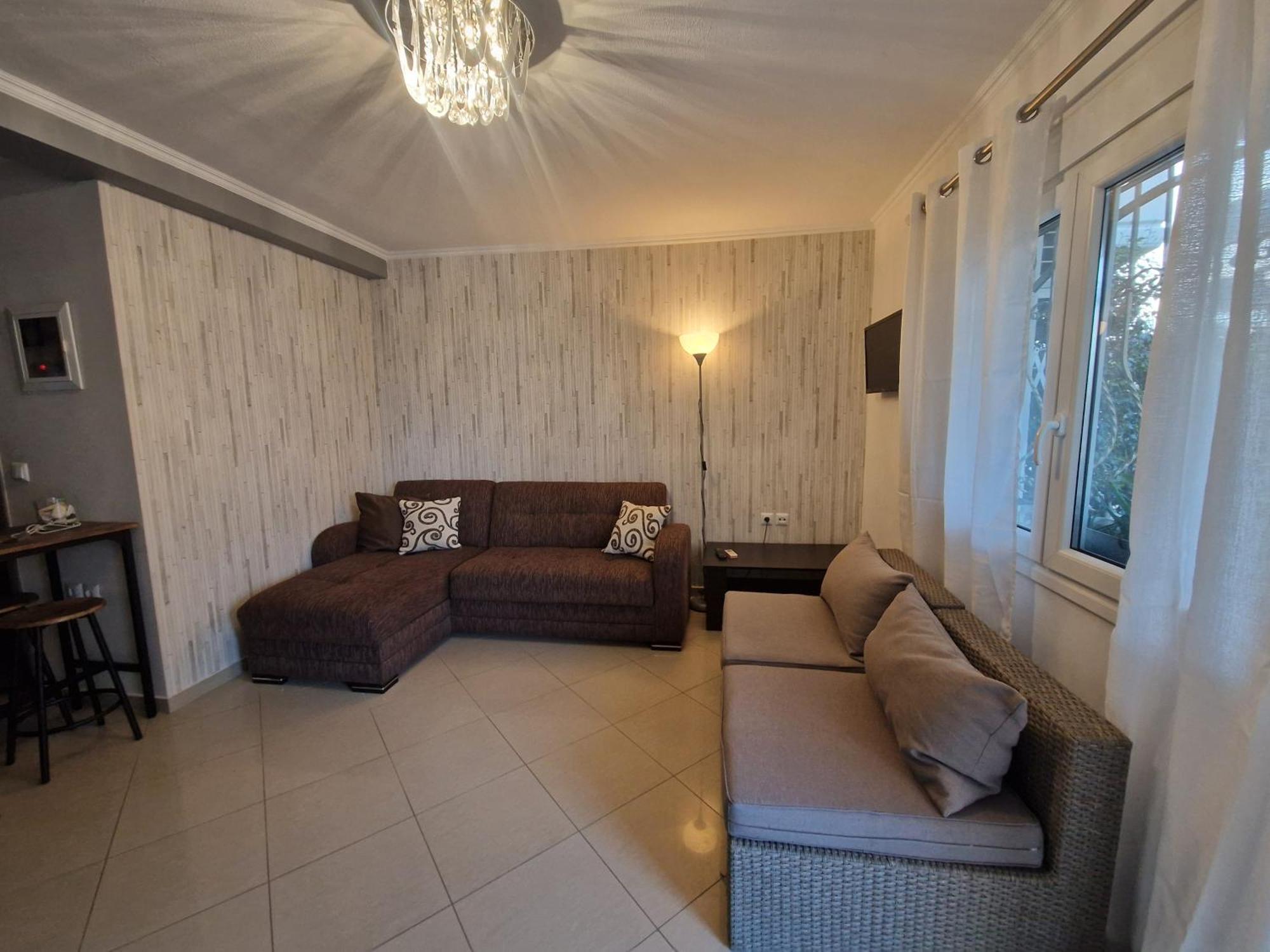 Iro Apartments Néa Péramos Kültér fotó